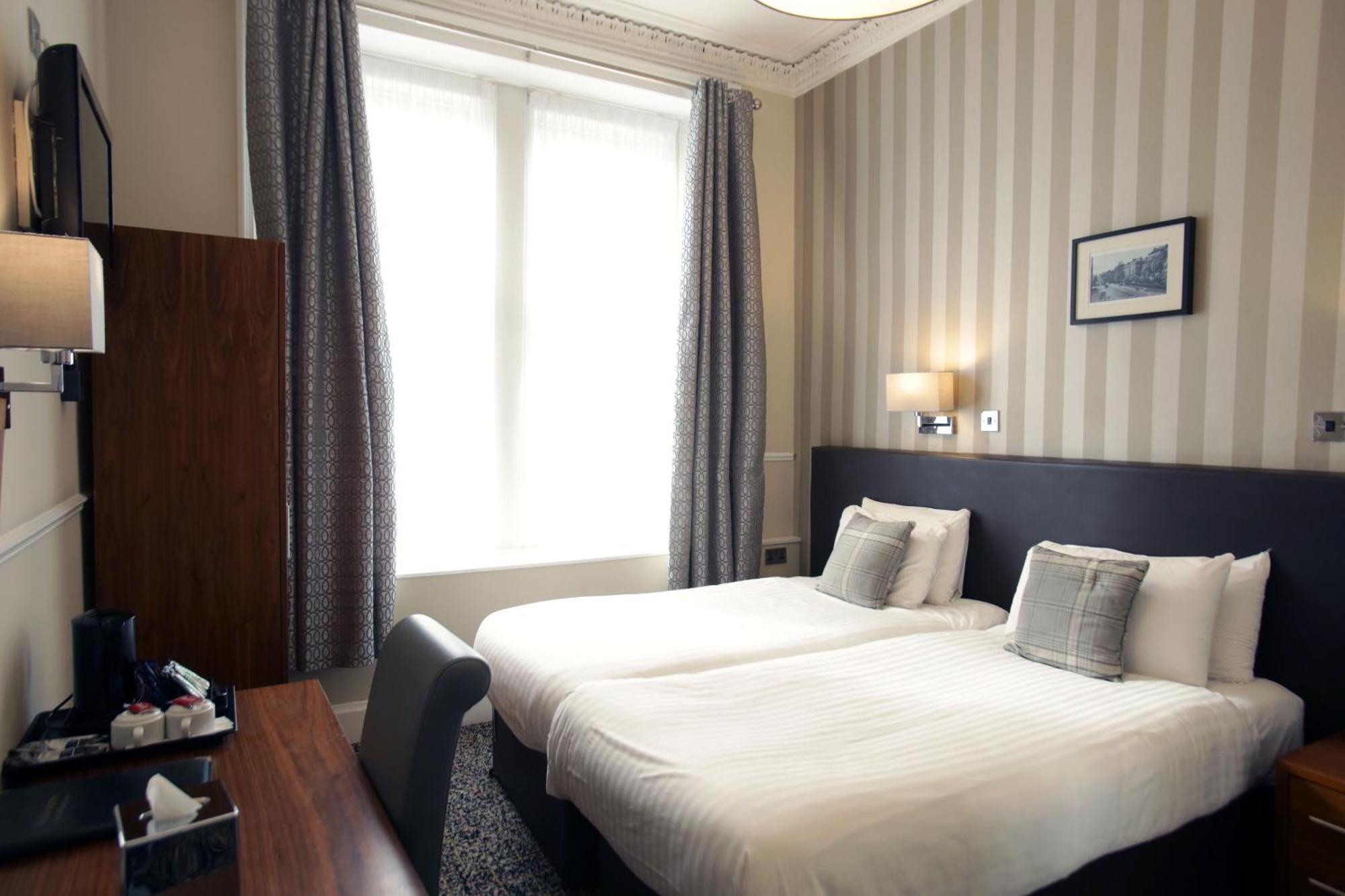 Kelvingrove Hotel - Sauchiehall St กลาสโกว์ ภายนอก รูปภาพ